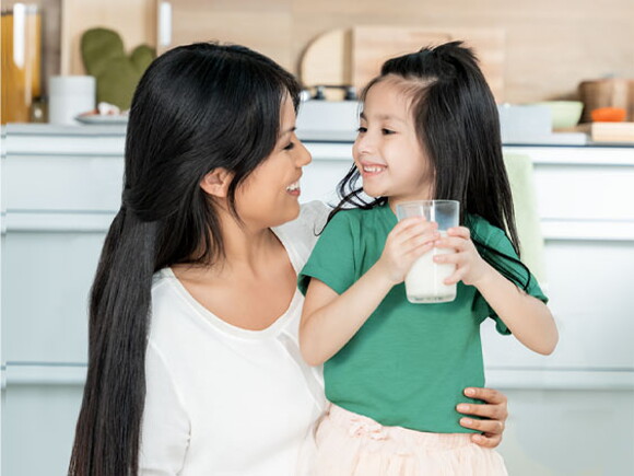 3 Grow Happy Benefits of Drinking Milk na Angkop sa Edad ni Chikiting!