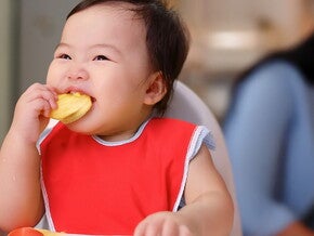Soothe the Chews: Teething Remedies for Growing Babies with CERELAC®