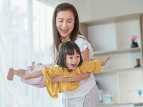 Running out of space for toys? Try these thoughtful gifts for kids that focus on fun, learning, and family time without the clutter. 