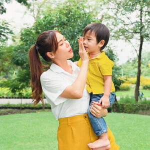 Unlocking Toddler Talk: Tips for Communication Milestones and Tantrum Taming at 16 Months Unlocking Toddler Talk: Tips for Communication Milestones and Tantrum Taming at 16 Months