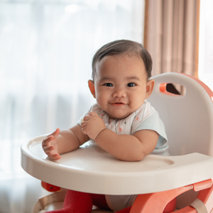 Tastes, Textures, and Tiny Triumphs: Supporting Baby’s Food Discovery Tastes, Textures, and Tiny Triumphs: Supporting Baby’s Food Discovery
