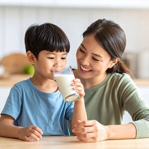 Overcoming Picky Eating: Encouraging Your Child to Enjoy Nutritious Foods Overcoming Picky Eating: Encouraging Your Child to Enjoy Nutritious Foods