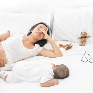 Mom Guilt: How to Overcome It and Prioritize Your Well-Being Mom Guilt: How to Overcome It and Prioritize Your Well-Being