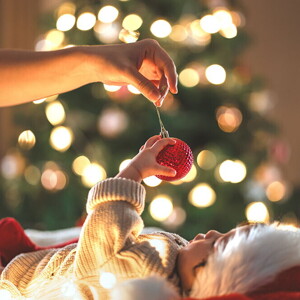 Creating Holiday Traditions for Baby Creating Holiday Traditions for Baby