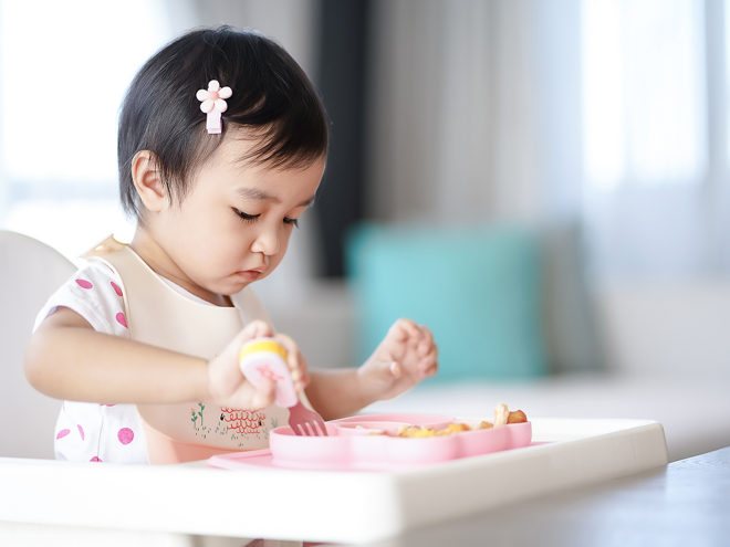 Little Learners at the Table: Building Healthy Mealtime Routines During Weaning Little Learners at the Table: Building Healthy Mealtime Routines During Weaning