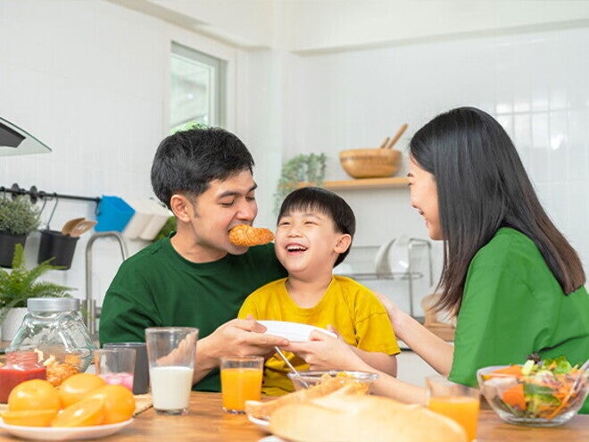 Fueling Your Toddler's Growth: Three Key Nutritional Tips! Fueling Your Toddler's Growth: Three Key Nutritional Tips!