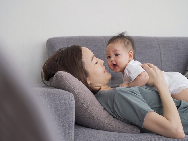 Stop and Smell the Roses: How to Enjoy the Little Moments of Motherhood Stop and Smell the Roses: How to Enjoy the Little Moments of Motherhood