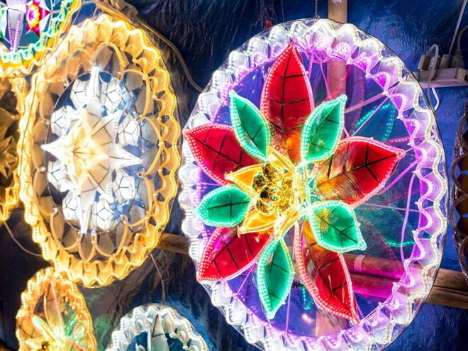 Celebrating Togetherness on a Budget: Joyful Holiday Traditions in the Philippines Celebrating Togetherness on a Budget: Joyful Holiday Traditions in the Philippines