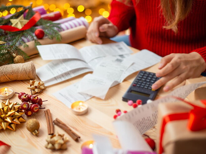 Smart Saving Tips for a Stress-Free Christmas Smart Saving Tips for a Stress-Free Christmas
