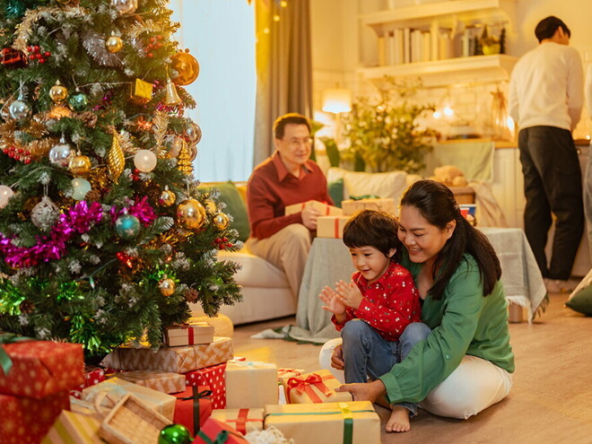 Nurturing Love and Dreams of Parenthood This Christmas Nurturing Love and Dreams of Parenthood This Christmas