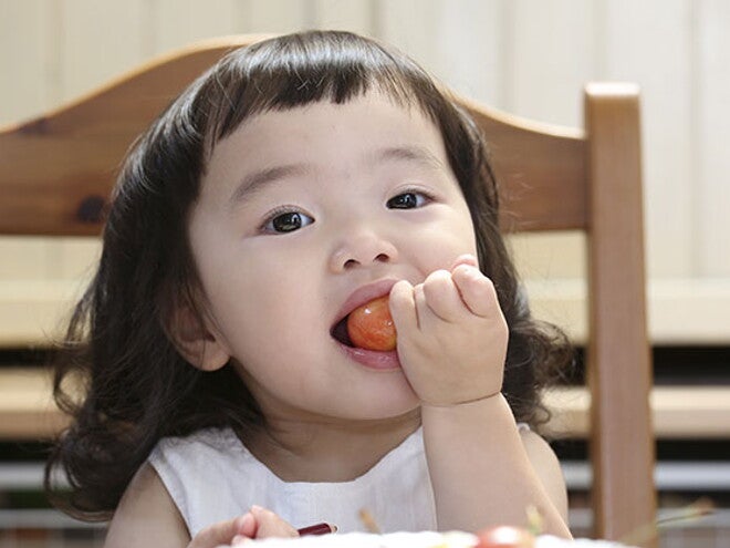 Turning Baby into a Solid Foodie!